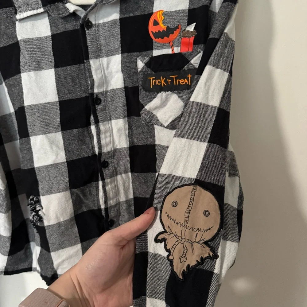 Black and White Trick-or-Treat Crop Long Sleeve - Picture 5 of 7